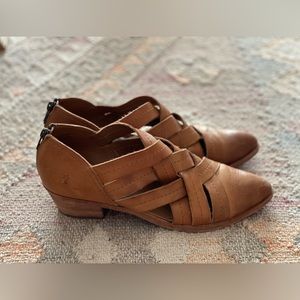 Frye Ray Huarache Shootie, Tan Size 9